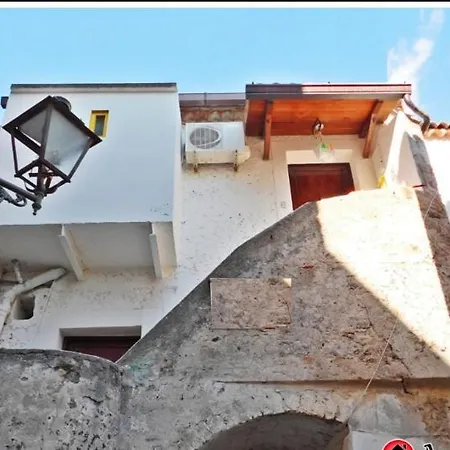 Mini-Hotel Universum G Daire *