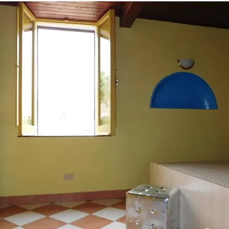 Mini-Hotel Universum G Daire *